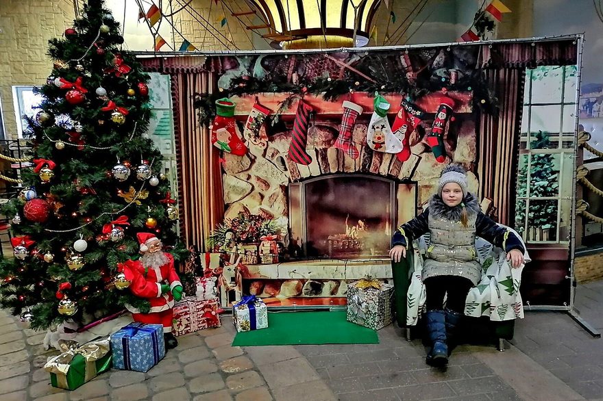 Международный творческий конкурс «Новогодние чудеса»  - детский рисунок, поделка, творческая работа, категория школьники, 3 класс, дистанционный конкурс, школьный конкурс