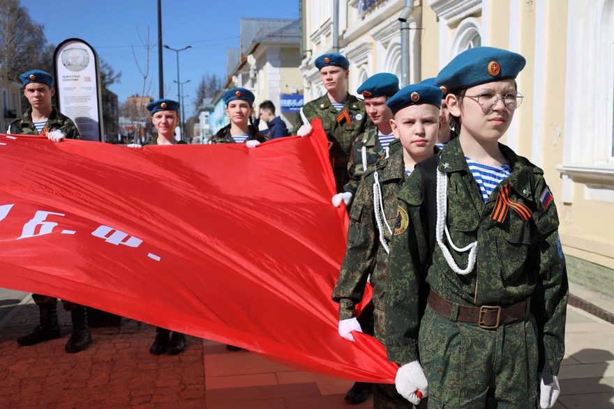 Международный творческий конкурс «C Днём Победы!»  - детский рисунок, поделка, творческая работа, категория школьники, 5 класс, дистанционный конкурс, школьный конкурс