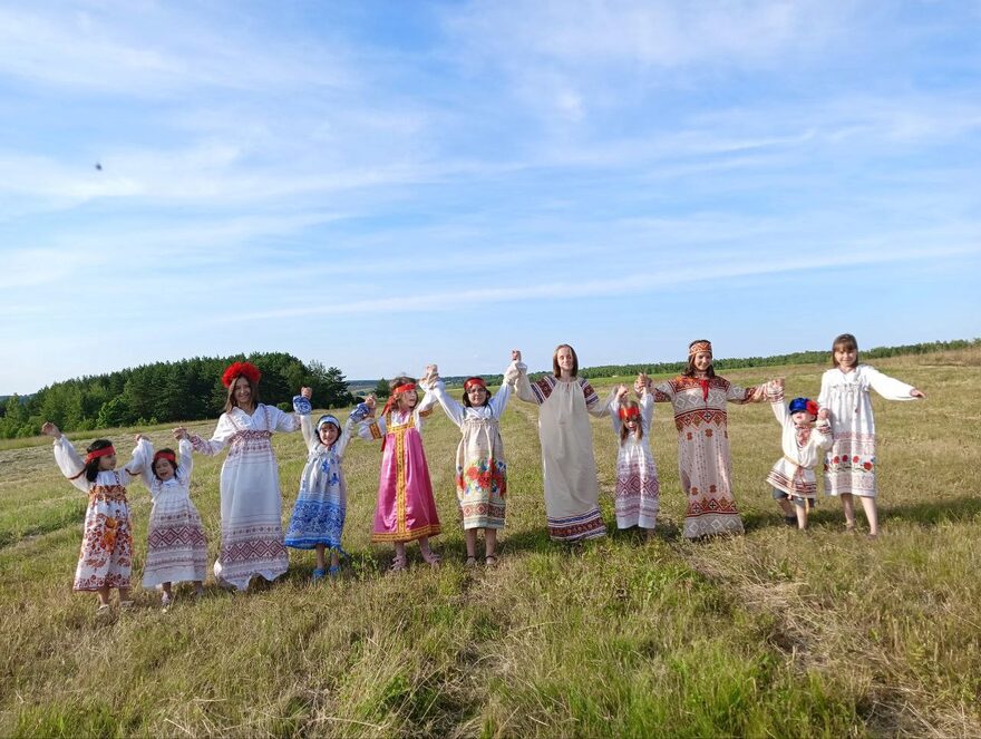 Международный творческий конкурс «Летняя фантазия»  - детский рисунок, поделка, творческая работа, категория школьники, 3 класс, дистанционный конкурс, школьный конкурс