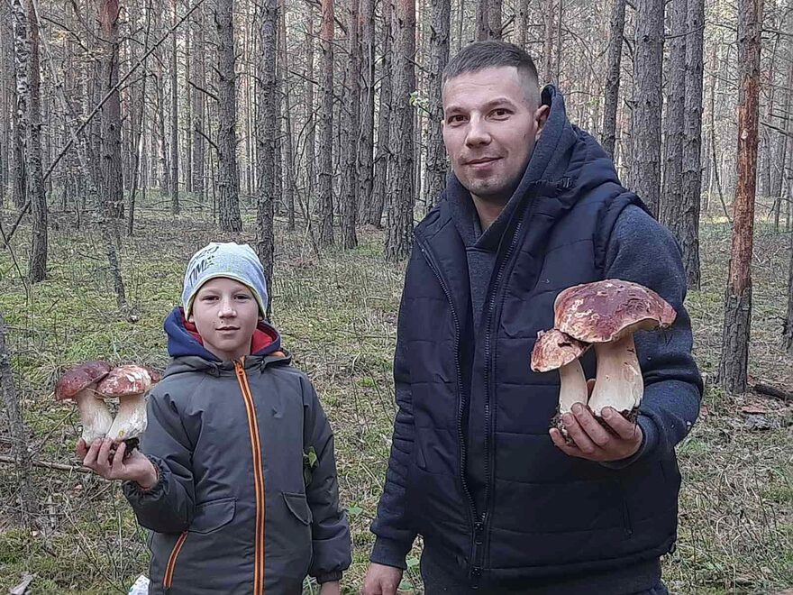 Всероссийский творческий конкурс «Осенняя зарисовка»  - детский рисунок, поделка, творческая работа, категория школьники, 4 класс, дистанционный конкурс, школьный конкурс