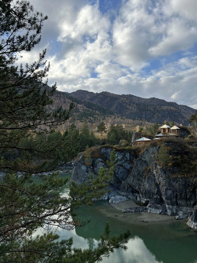 Всероссийский творческий конкурс «Осенняя фантазия»  - детский рисунок, поделка, творческая работа, категория школьники, 4 класс, дистанционный конкурс, школьный конкурс