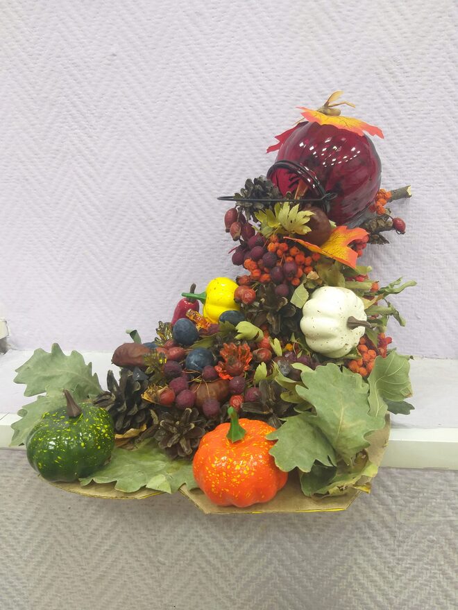 Всероссийский творческий конкурс «Дары осени»  - детский рисунок, поделка, творческая работа, категория школьники, 1 класс, дистанционный конкурс, школьный конкурс