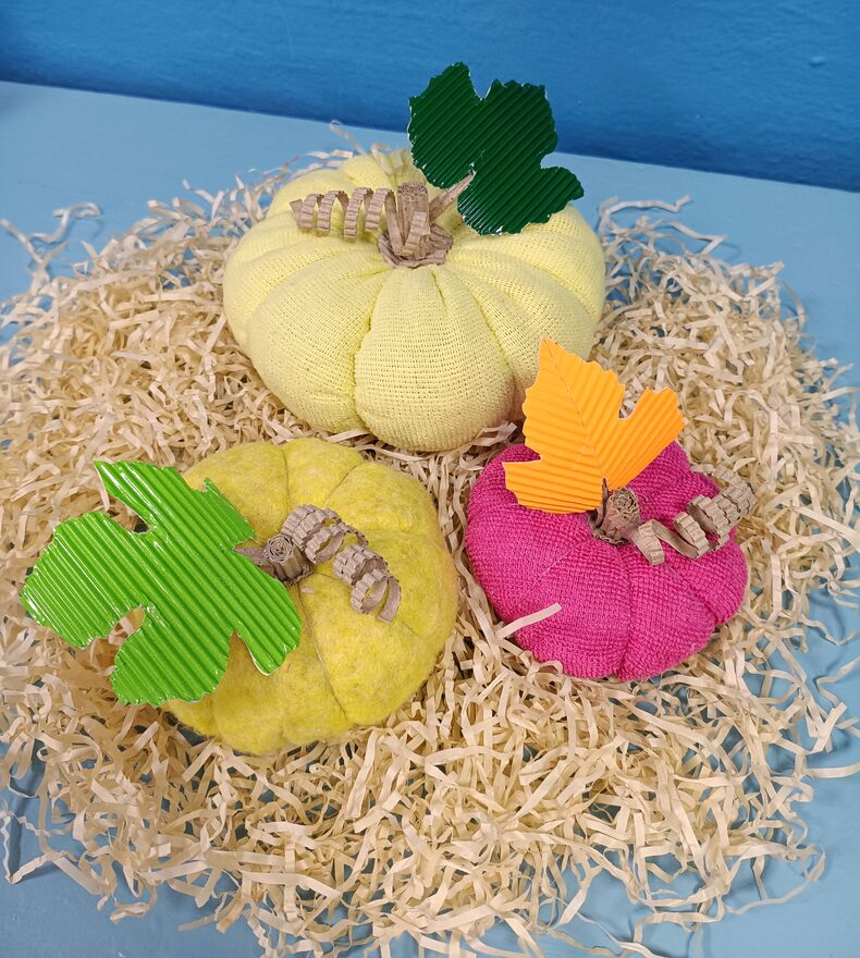 Всероссийский творческий конкурс «Дары осени»  - детский рисунок, поделка, творческая работа, категория взрослые, дистанционный конкурс, школьный конкурс