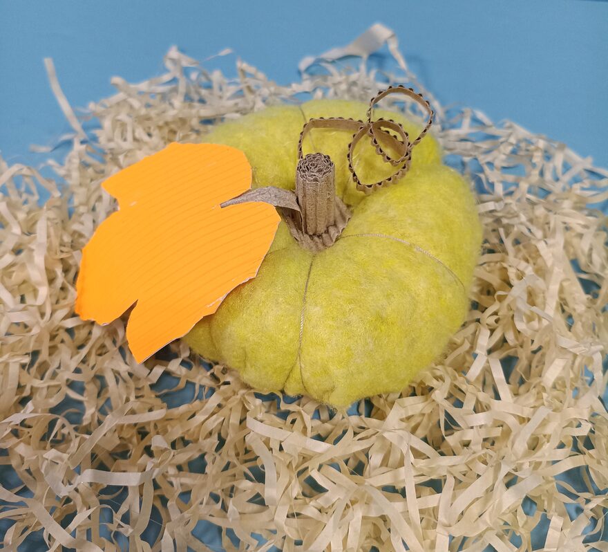 Всероссийский творческий конкурс «Дары осени»  - детский рисунок, поделка, творческая работа, категория школьники, 4 класс, дистанционный конкурс, школьный конкурс