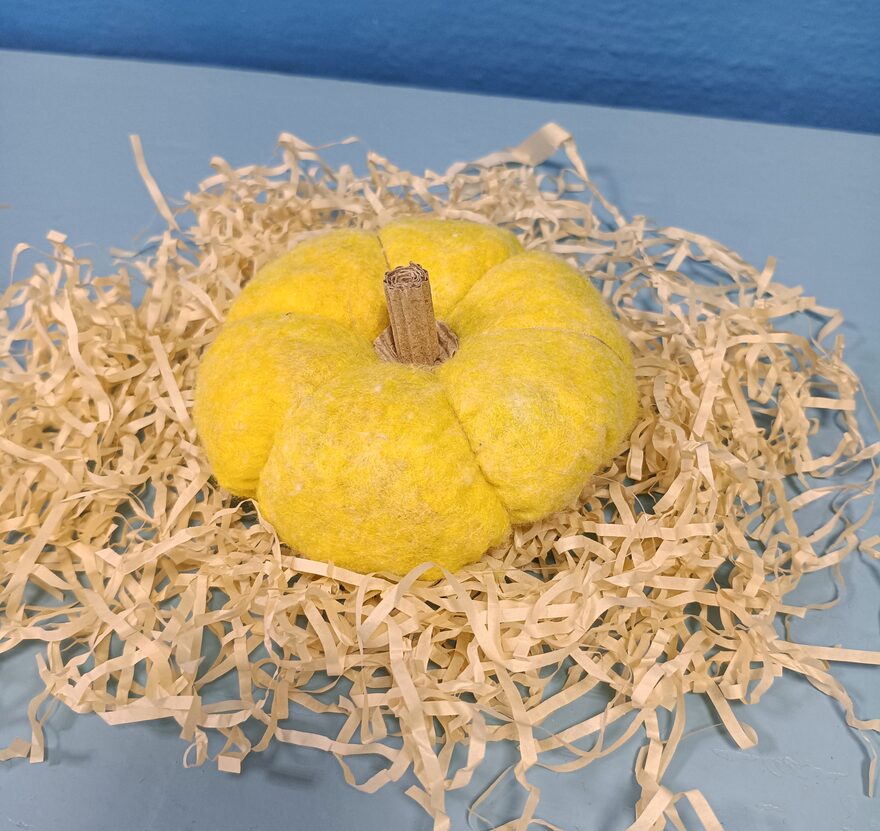 Всероссийский творческий конкурс «Дары осени»  - детский рисунок, поделка, творческая работа, категория школьники, 4 класс, дистанционный конкурс, школьный конкурс