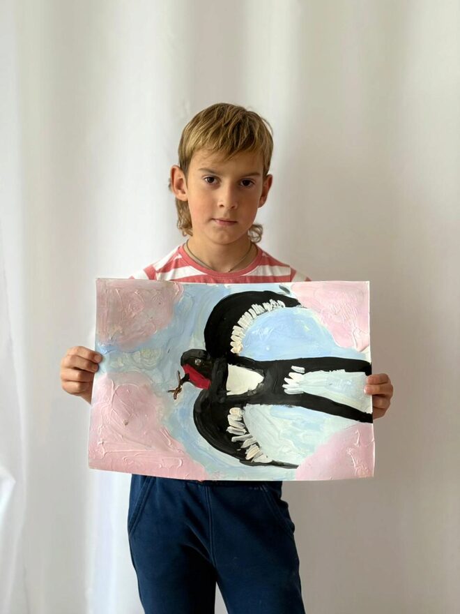 Всероссийский творческий конкурс «Мир птиц»  - детский рисунок, поделка, творческая работа, категория школьники, 2 класс, дистанционный конкурс, школьный конкурс