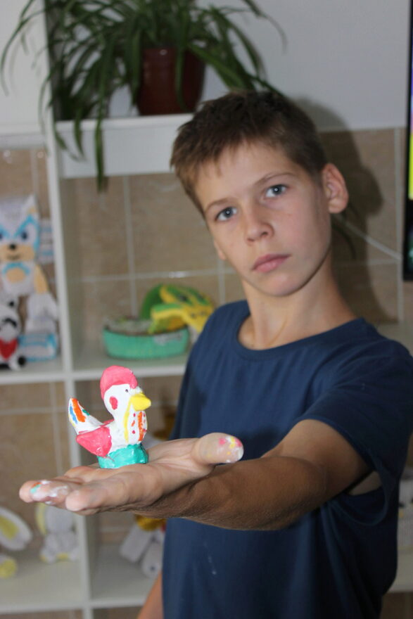 Всероссийский творческий конкурс «Мир птиц»  - детский рисунок, поделка, творческая работа, категория школьники, 6 класс, дистанционный конкурс, школьный конкурс