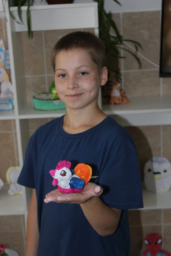 Всероссийский творческий конкурс «Мир птиц»  - детский рисунок, поделка, творческая работа, категория школьники, 6 класс, дистанционный конкурс, школьный конкурс