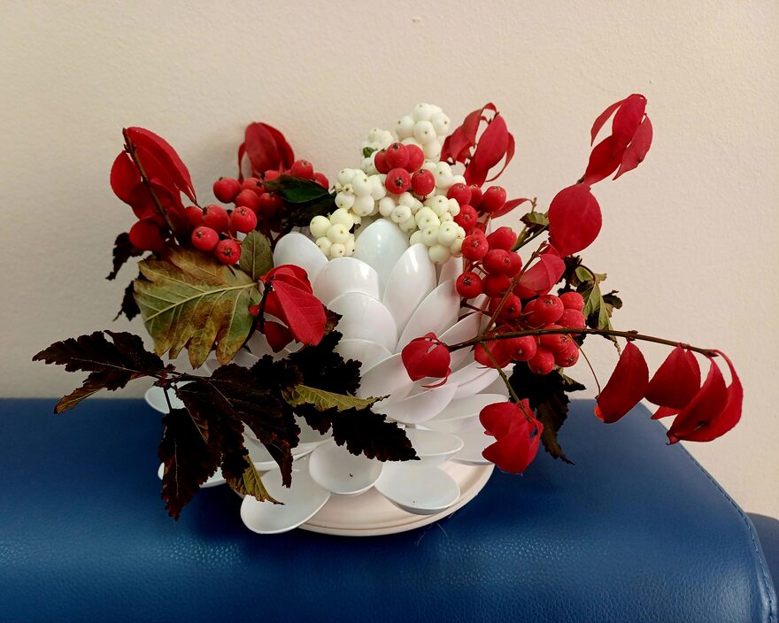 Всероссийский творческий конкурс «Очарование осени»  - детский рисунок, поделка, творческая работа, категория школьники, 2 класс, дистанционный конкурс, школьный конкурс