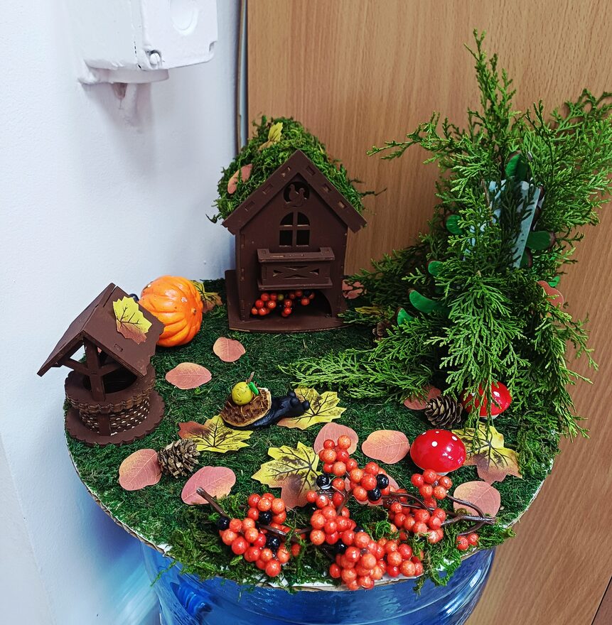 Всероссийский творческий конкурс «Очарование осени»  - детский рисунок, поделка, творческая работа, категория школьники, 2 класс, дистанционный конкурс, школьный конкурс