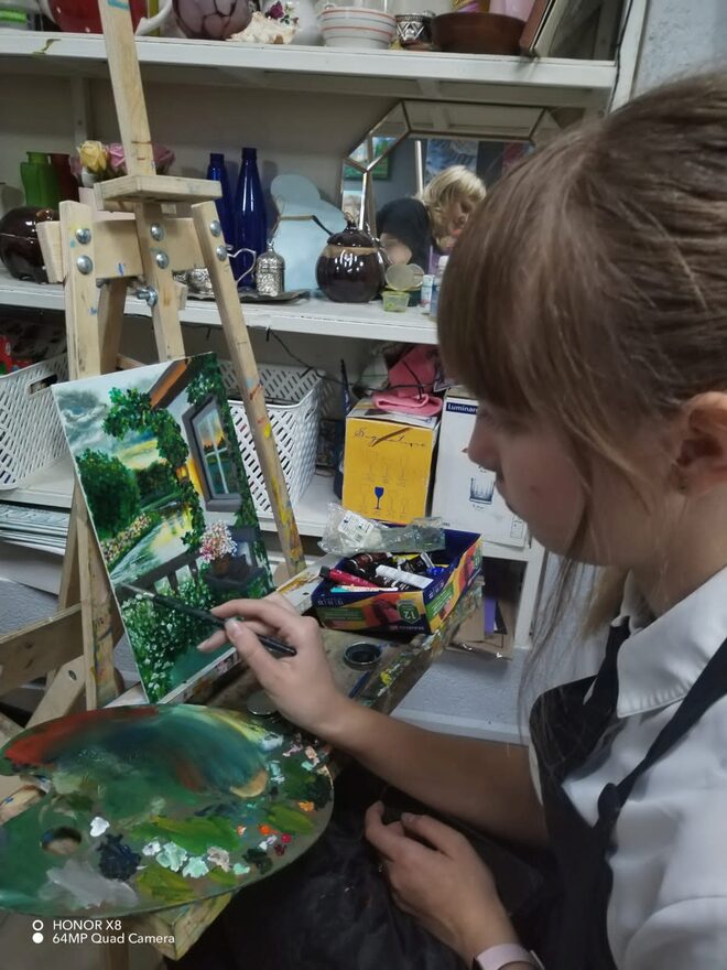 Всероссийский творческий конкурс «Очарование осени»  - детский рисунок, поделка, творческая работа, категория школьники, 8 класс, дистанционный конкурс, школьный конкурс