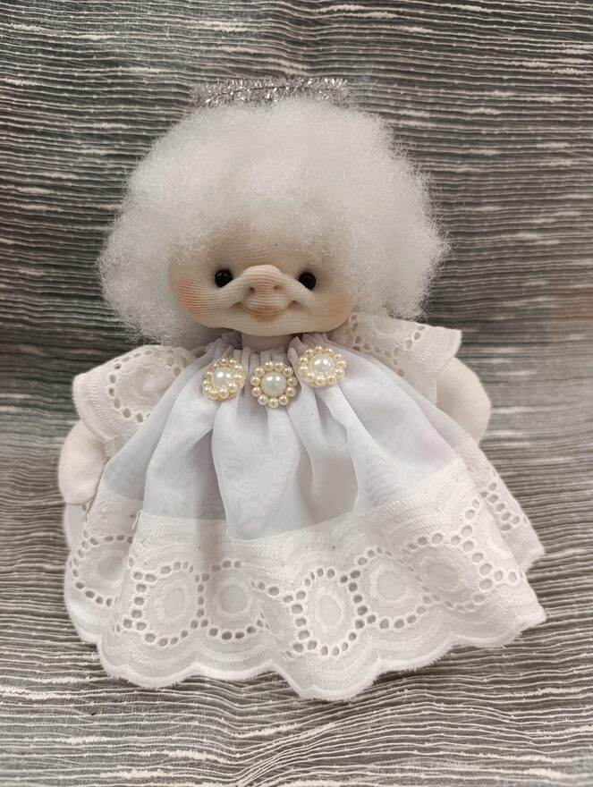 Всероссийский творческий конкурс «Разбросала зима покрывала...»  - детский рисунок, поделка, творческая работа, категория школьники, 5 класс, дистанционный конкурс, школьный конкурс