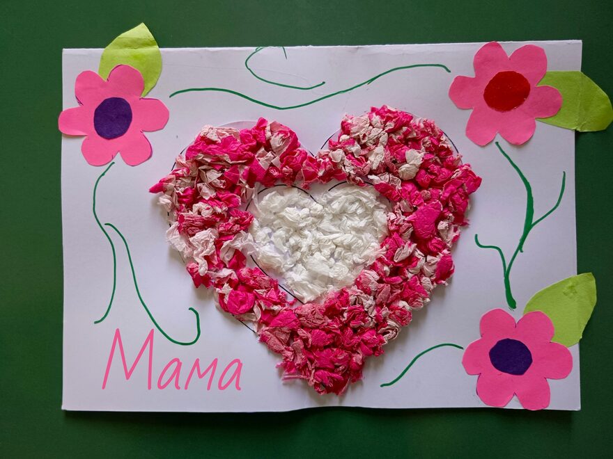 Всероссийский творческий конкурс «Мама – первое слово...»  - детский рисунок, поделка, творческая работа, категория школьники, 2 класс, дистанционный конкурс, школьный конкурс