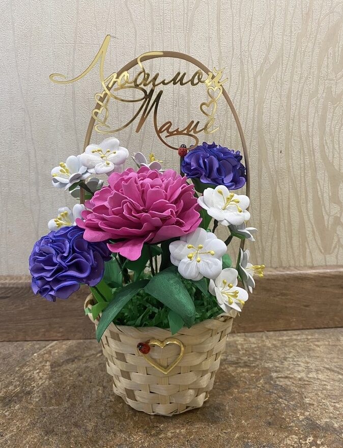 Всероссийский творческий конкурс «Мама – первое слово...»  - детский рисунок, поделка, творческая работа, категория школьники, 4 класс, дистанционный конкурс, школьный конкурс