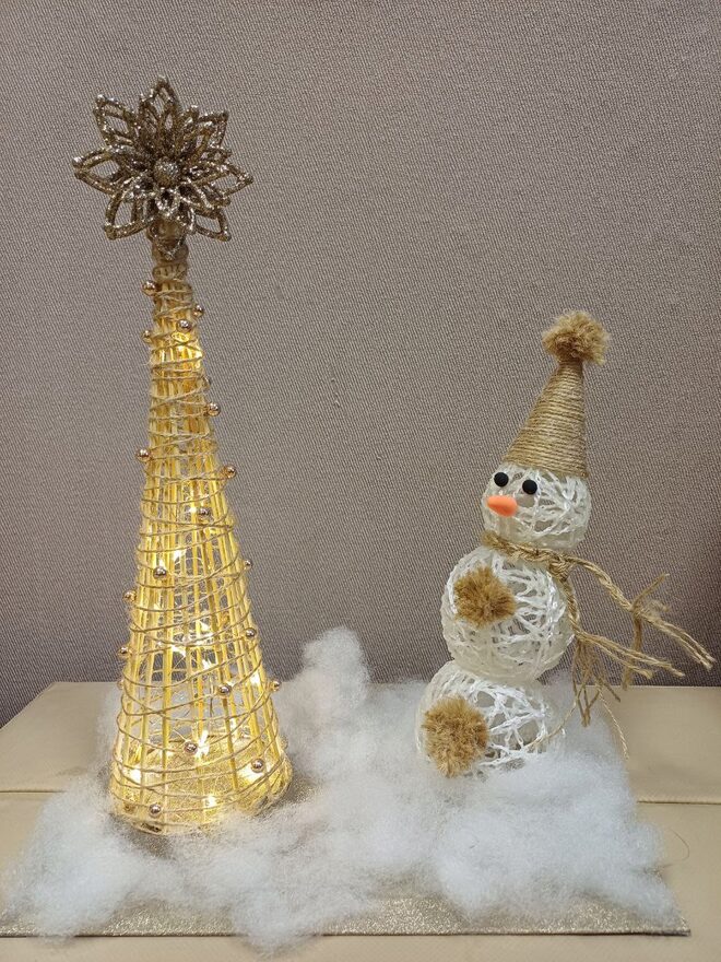 Всероссийский творческий конкурс «Пока часы двенадцать бьют...»  - детский рисунок, поделка, творческая работа, категория дошкольники, детский сад, дистанционный конкурс, школьный конкурс