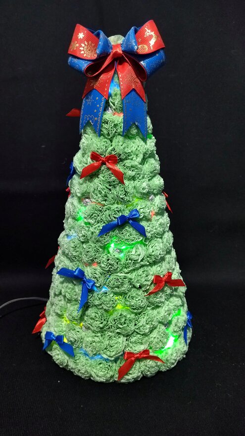 Всероссийский творческий конкурс «Пока часы двенадцать бьют...»  - детский рисунок, поделка, творческая работа, категория школьники, 4 класс, дистанционный конкурс, школьный конкурс