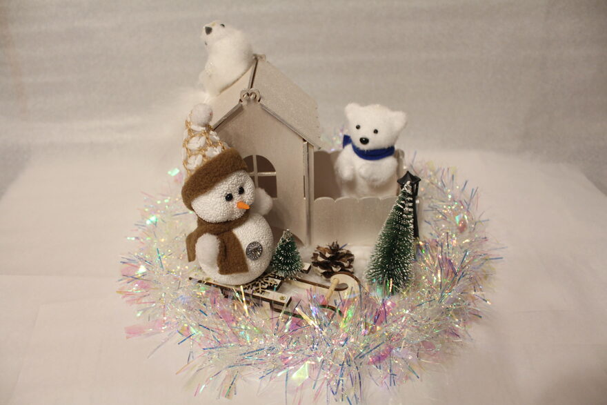 Всероссийский творческий конкурс «Пока часы двенадцать бьют...»  - детский рисунок, поделка, творческая работа, категория дошкольники, детский сад, дистанционный конкурс, школьный конкурс