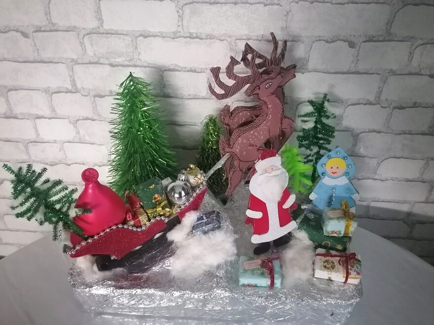 Всероссийский творческий конкурс «Пока часы двенадцать бьют...»  - детский рисунок, поделка, творческая работа, категория школьники, 1 класс, дистанционный конкурс, школьный конкурс