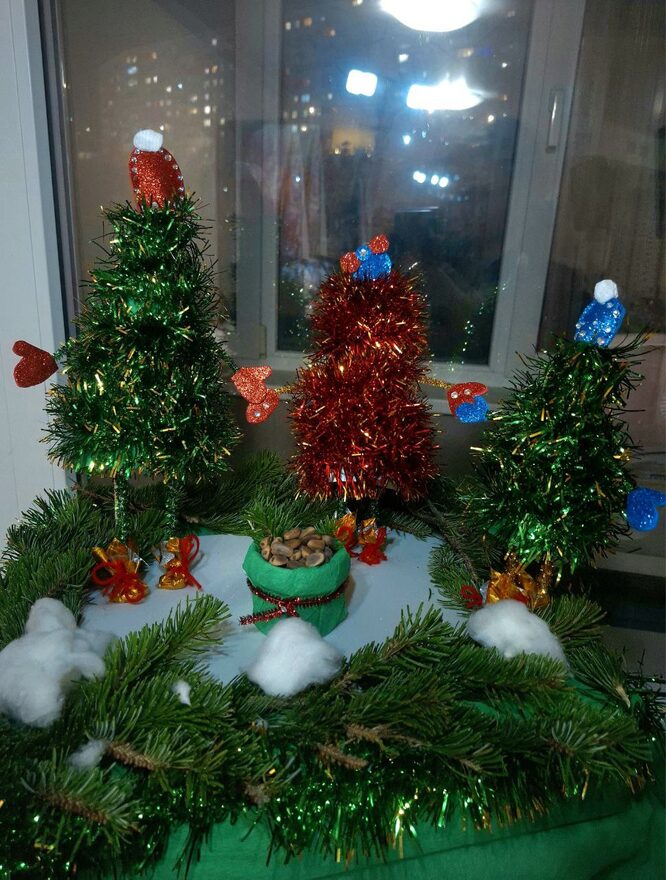 Всероссийский творческий конкурс «Пока часы двенадцать бьют...»  - детский рисунок, поделка, творческая работа, категория школьники, 3 класс, дистанционный конкурс, школьный конкурс