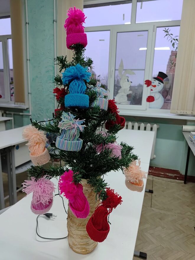 Всероссийский творческий конкурс «Поёт зима - аукает...»  - детский рисунок, поделка, творческая работа, категория школьники, 10 класс, дистанционный конкурс, школьный конкурс