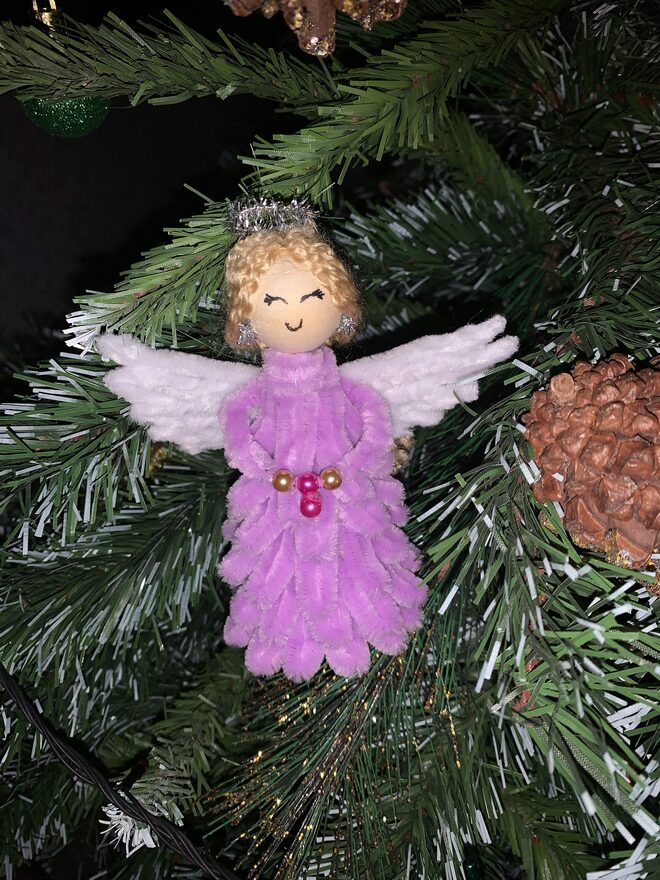 Всероссийский творческий конкурс «Мастерская Деда Мороза»  - детский рисунок, поделка, творческая работа, категория школьники, 1 класс, дистанционный конкурс, школьный конкурс