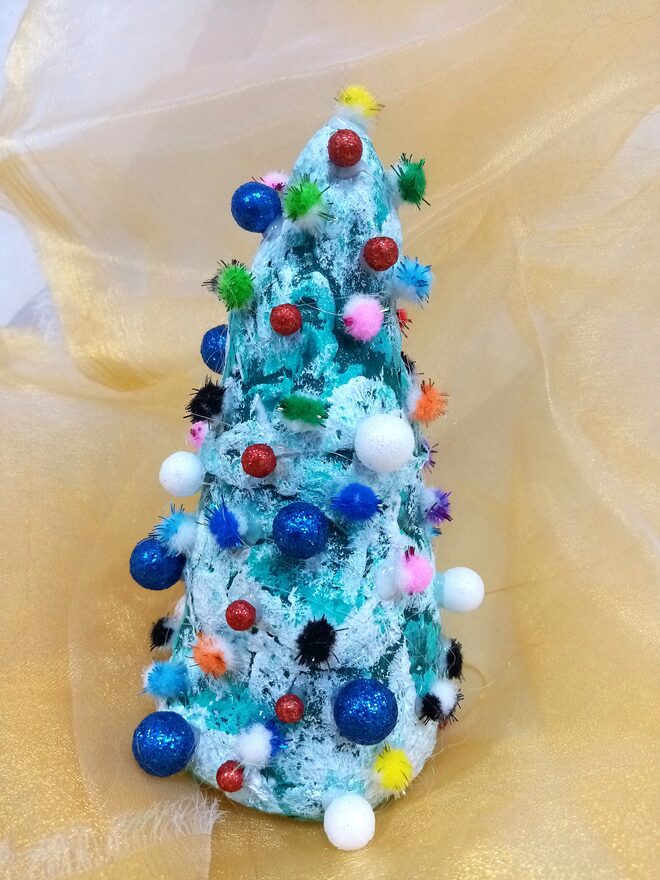 Всероссийский творческий конкурс «Мастерская Деда Мороза»  - детский рисунок, поделка, творческая работа, категория школьники, 1 класс, дистанционный конкурс, школьный конкурс