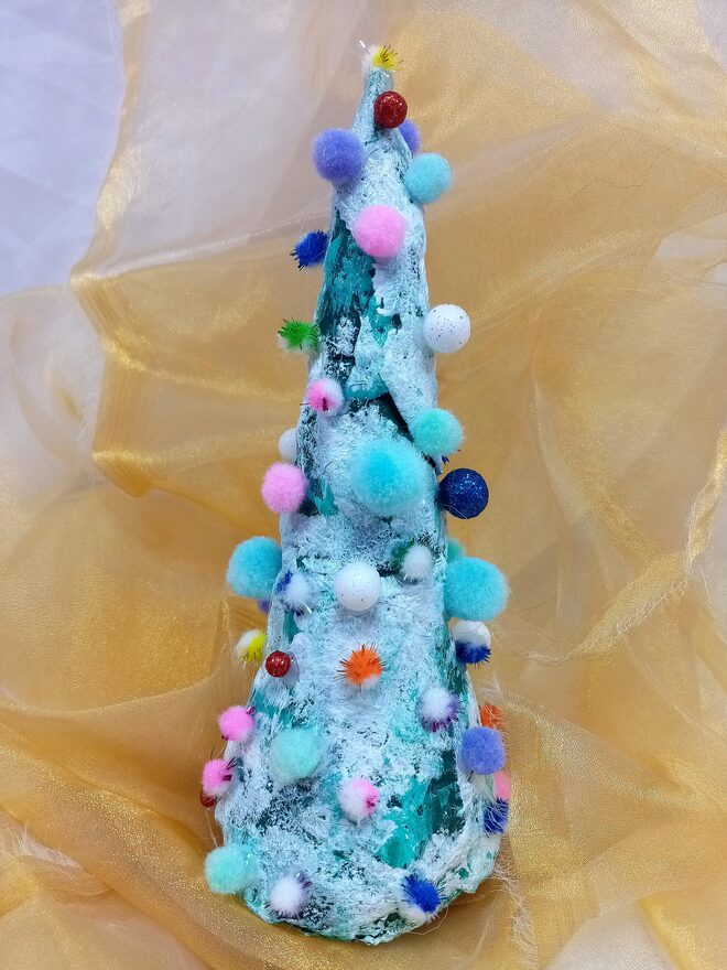 Всероссийский творческий конкурс «Мастерская Деда Мороза»  - детский рисунок, поделка, творческая работа, категория школьники, 1 класс, дистанционный конкурс, школьный конкурс