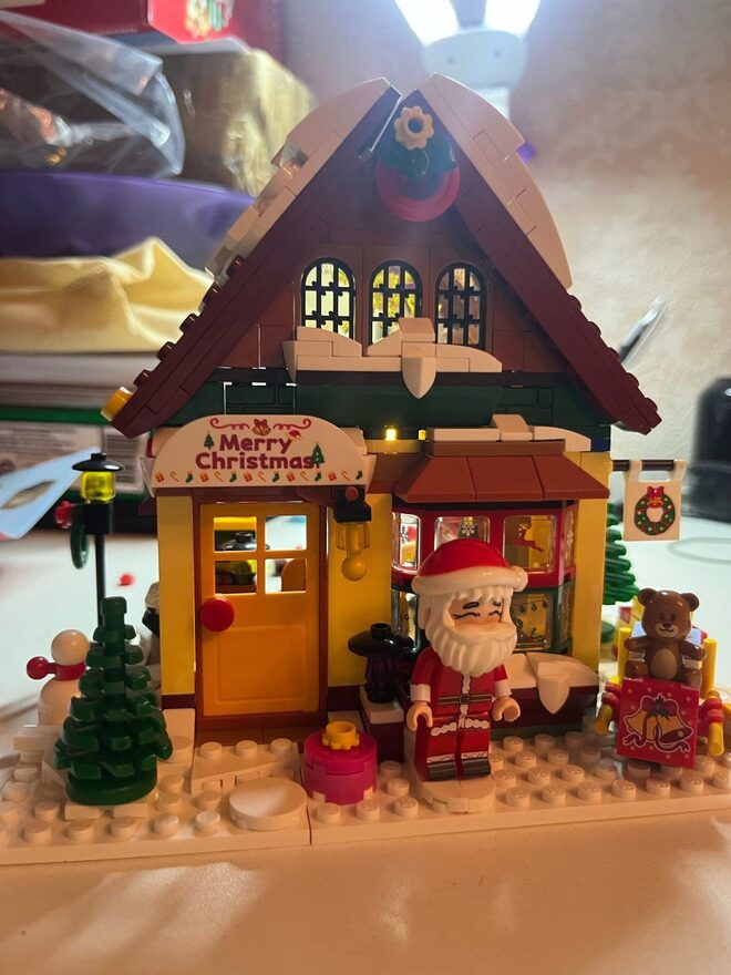 Всероссийский творческий конкурс «Мастерская Деда Мороза»  - детский рисунок, поделка, творческая работа, категория школьники, 1 класс, дистанционный конкурс, школьный конкурс