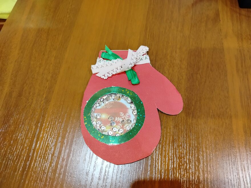 Всероссийский творческий конкурс «Мастерская Деда Мороза»  - детский рисунок, поделка, творческая работа, категория школьники, 7 класс, дистанционный конкурс, школьный конкурс