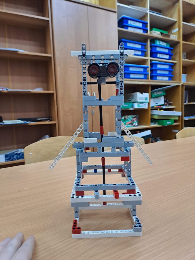 Всероссийский творческий конкурс «Фестиваль снеговиков»  - детский рисунок, поделка, творческая работа, категория школьники, 6 класс, дистанционный конкурс, школьный конкурс