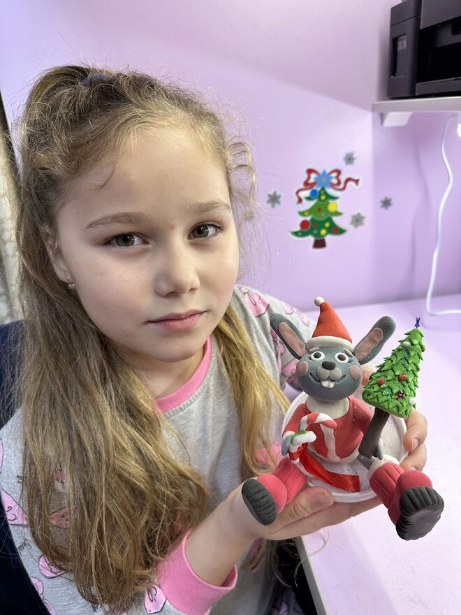 Всероссийский творческий конкурс «По страницам зимних сказок»  - детский рисунок, поделка, творческая работа, категория школьники, 4 класс, дистанционный конкурс, школьный конкурс