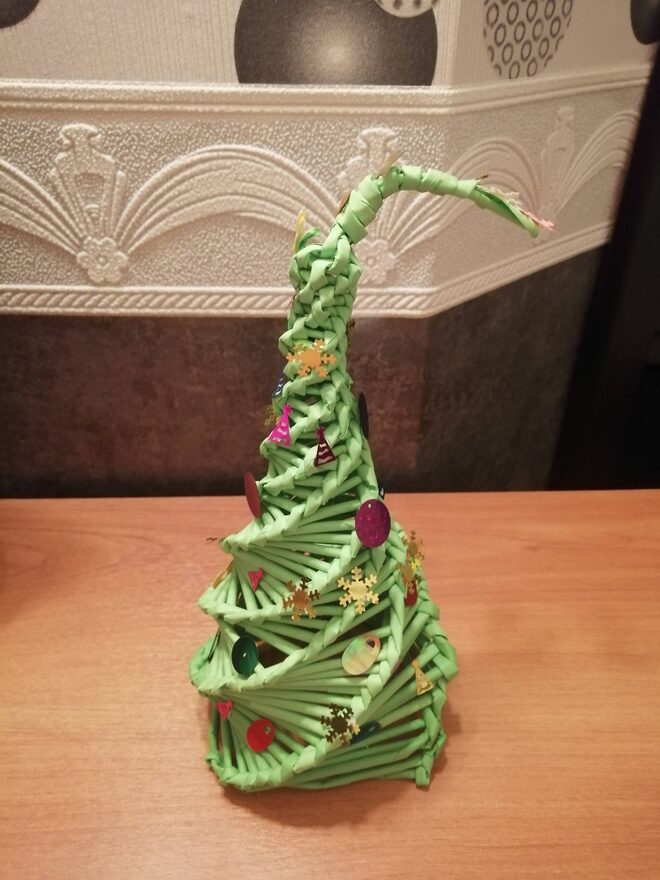 Всероссийский творческий конкурс «Зимушка-зима»  - детский рисунок, поделка, творческая работа, категория школьники, 4 класс, дистанционный конкурс, школьный конкурс