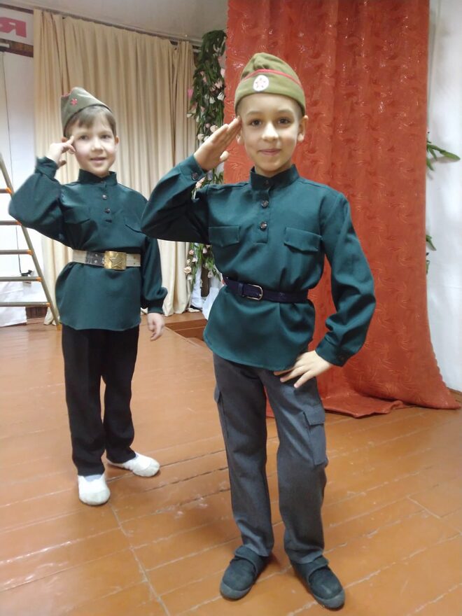 Всероссийский творческий конкурс «Защитникам Отечества посвящается...»  - детский рисунок, поделка, творческая работа, категория школьники, 3 класс, дистанционный конкурс, школьный конкурс