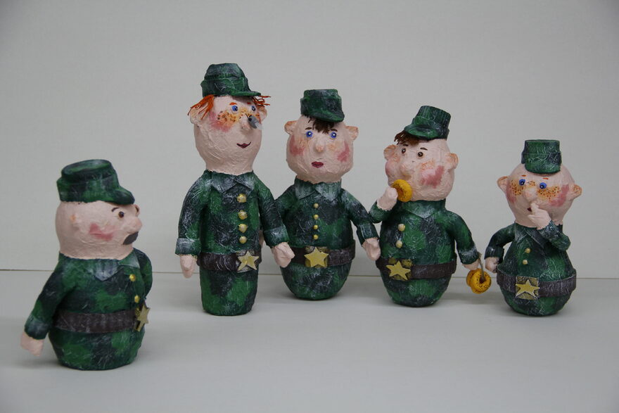 Всероссийский творческий конкурс «Защитникам Отечества посвящается...»  - детский рисунок, поделка, творческая работа, категория школьники, 7 класс, дистанционный конкурс, школьный конкурс