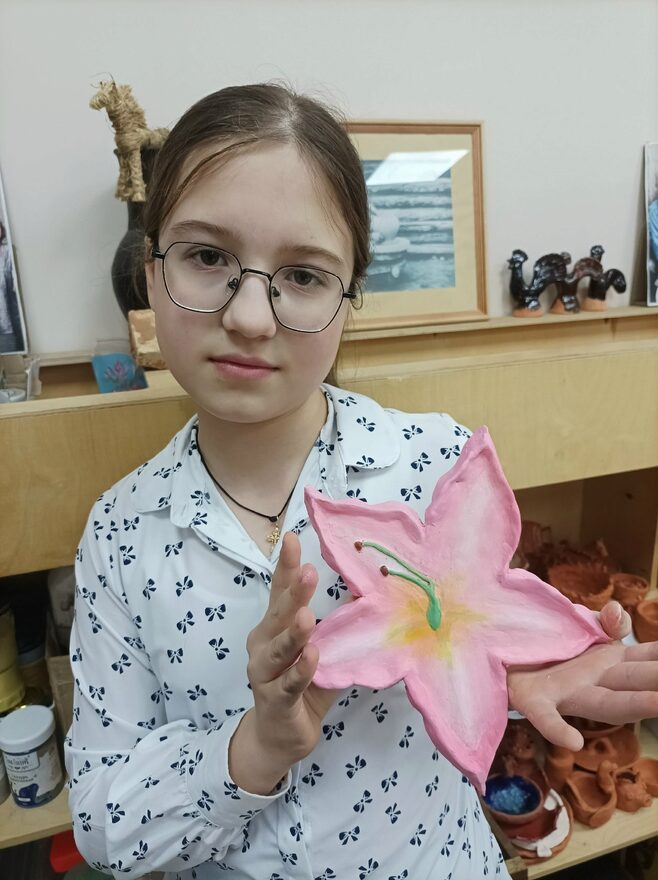 Всероссийский творческий конкурс «8 Марта - праздник весны, цветов и любви»  - детский рисунок, поделка, творческая работа, категория взрослые, дистанционный конкурс, школьный конкурс