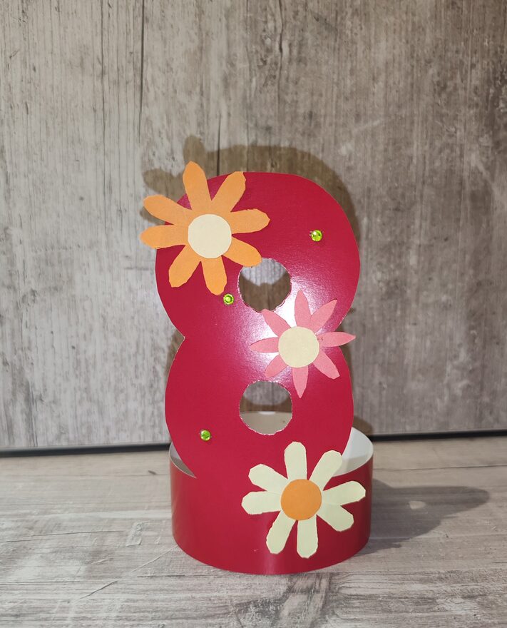 Всероссийский творческий конкурс «8 Марта - праздник весны, цветов и любви»  - детский рисунок, поделка, творческая работа, категория школьники, 1 класс, дистанционный конкурс, школьный конкурс