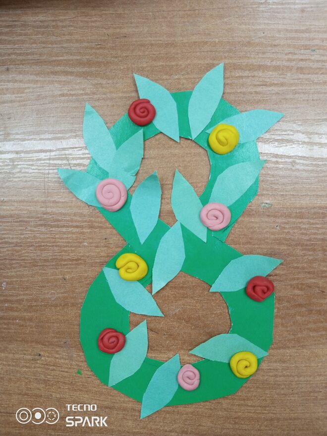 Всероссийский творческий конкурс «8 Марта - праздник весны, цветов и любви»  - детский рисунок, поделка, творческая работа, категория школьники, 1 класс, дистанционный конкурс, школьный конкурс