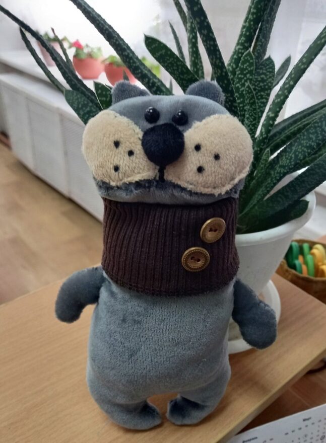 Всероссийский творческий конкурс «В мире животных»  - детский рисунок, поделка, творческая работа, категория школьники, 2 класс, дистанционный конкурс, школьный конкурс