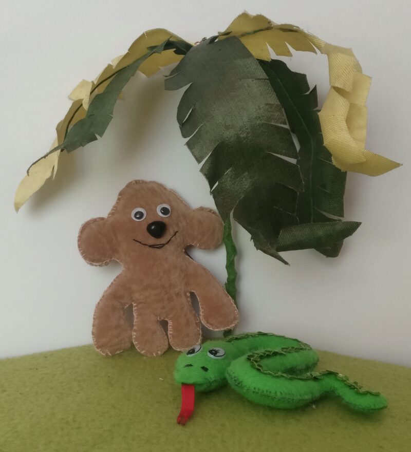 Всероссийский творческий конкурс «Любимые сказки и мультфильмы»  - детский рисунок, поделка, творческая работа, категория школьники, 1 класс, дистанционный конкурс, школьный конкурс