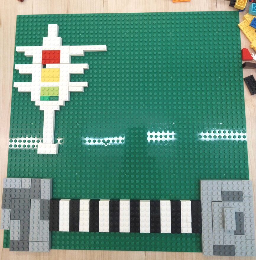 Всероссийский творческий конкурс «Любимые сказки и мультфильмы»  - детский рисунок, поделка, творческая работа, категория школьники, 1 класс, дистанционный конкурс, школьный конкурс