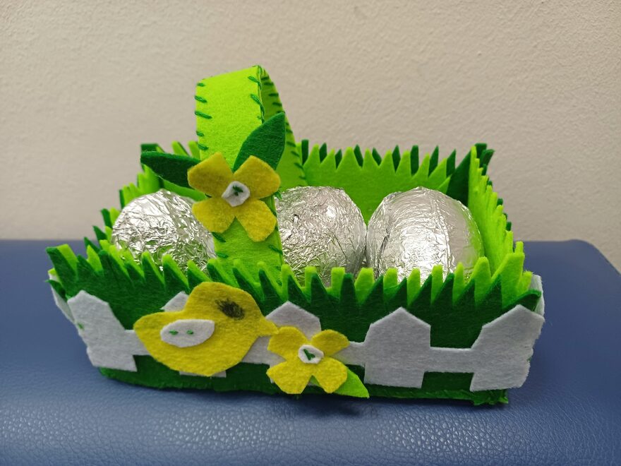 Всероссийский творческий конкурс «Пасхальные традиции»  - детский рисунок, поделка, творческая работа, категория школьники, 2 класс, дистанционный конкурс, школьный конкурс