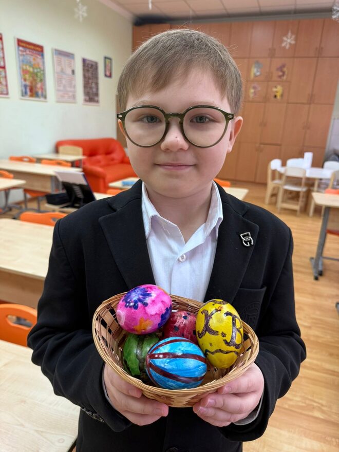 Всероссийский творческий конкурс «Пасхальные традиции»  - детский рисунок, поделка, творческая работа, категория школьники, 3 класс, дистанционный конкурс, школьный конкурс