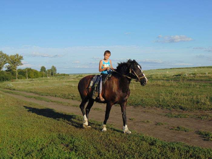 Всероссийский фотоконкурс «Остановись, лето!»  - детский рисунок, поделка, творческая работа, категория школьники, 4 класс, дистанционный конкурс, школьный конкурс