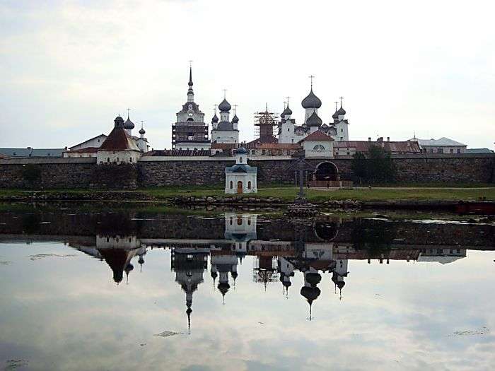 Всероссийский фотоконкурс «Отражения»  - детский рисунок, поделка, творческая работа, категория школьники, 8 класс, дистанционный конкурс, школьный конкурс