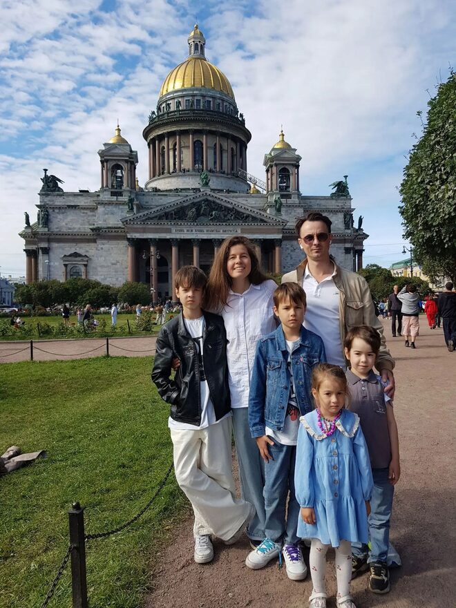 Всероссийский творческий конкурс «Единственной маме на свете»  - детский рисунок, поделка, творческая работа, категория школьники, 8 класс, дистанционный конкурс, школьный конкурс