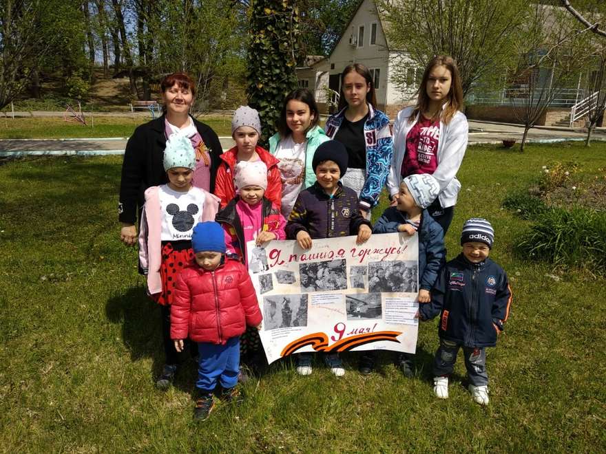 Международный творческий конкурс «День Великой Победы»  - детский рисунок, поделка, творческая работа, категория школьники, 2 класс, дистанционный конкурс, школьный конкурс